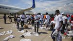 Dideportasi, Migran Haiti Paksa Masuk Pesawat untuk Kembali ke AS