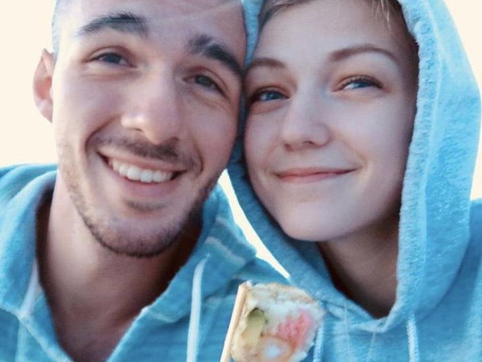 Selebgram Gabby Petito dipastikan meninggal dan diduga jadi korban pembunuhan saat keliling Amerika Selebgram Gabby Petito dipastikan meninggal dan diduga jadi korban pembunuhan saat keliling Amerika
