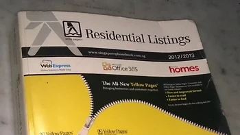 Ada yang pernah mencari nomor telepon pakai buku ini? Foto: Reddit via Bored Panda