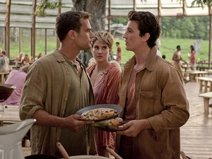 The Divergent Series Insurgent: Saat Tris Kembali Diburu
