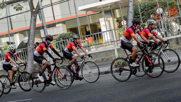 PRURide Indonesia 2021 Virtual Ride yang dimulai sejak Agustus lalu mencapai garis finis. Lebih dari 3.000 pesepeda mengikuti ajang ini.