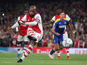 Lacazette Sosok yang Tepat Jadi Kapten Arsenal