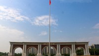 Tak hanya tempat wisata, di dalam nominasi, ada gedung yang sedang dalam proses pembangunan, yaitu Gerbang Selatan Kampus Zijingang, Universitas Zheijang yang dibangun dengan sumbangan alumni. (Archy.com)