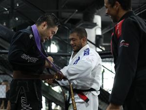 Bos ONE Championship Tak Cuma Jago Bisnis, Beladiri Juga Bisa