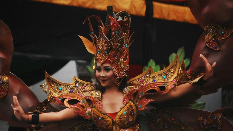 Festival busana di Indonesia Festival busana di Indonesia