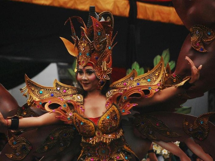 Festival busana di Indonesia