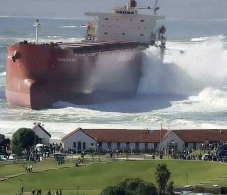 Foto benda besar