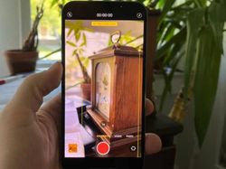 Menggenggam HP Sultan iPhone 13 Pro Max