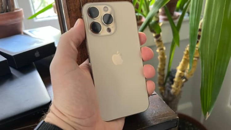iPhone 13 Pro Max iPhone 13 Pro Max