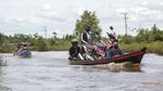 Hampir Sebulan, Jalan Trans Kalimantan Bukit Rawi Masih Banjir