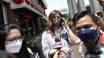 Foto Jonathan Frizzy-Dhena Devanka Bertemu di Sidang Cerai