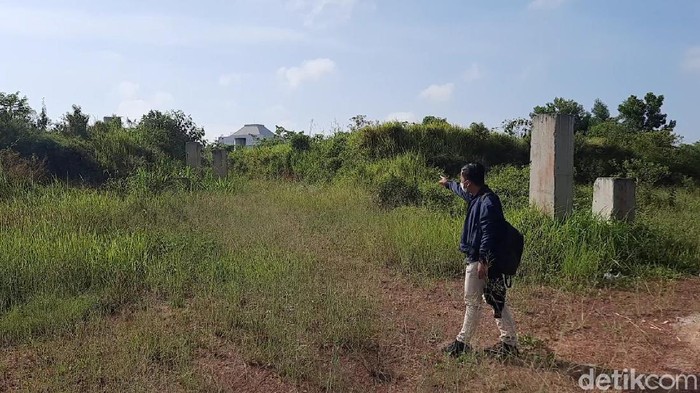 Lokasi lahan pembangunan Masjid Sriwijaya berjarak kurang dari 500 meter ke kantor Kejati Sumsel (Prima S/detikcom)