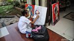Salut, Seniman Ini Ubah Sampah Plastik Jadi Lukisan