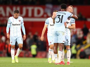 West Ham Lawan MU: Dari Pecundang Jadi Pemenang