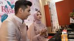 Happy... Ria Ricis Pamer Cincin Pertunangan dengan Teuku Ryan