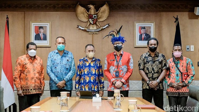 Sandiaga Uno Dukung Konferensi Masyarakat Adat Papua