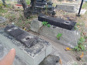 Nisan-nisan Makam di Klaten Dirusak, Polisi Turun Tangan