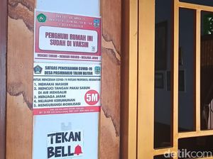Stiker Ini Jadi Penanda Warga di Blitar Sudah Divaksin Atau Belum