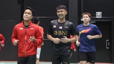 Foto: Momen Latihan Perdana Tim Bulutangkis RI di Finlandia