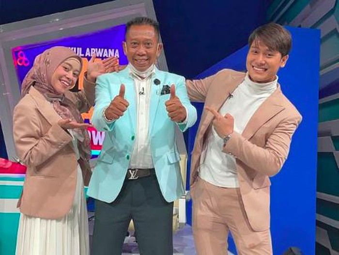 Rizky Billar dan Lesti Kejora minta doa terbaik untuk Tukul Arwana.