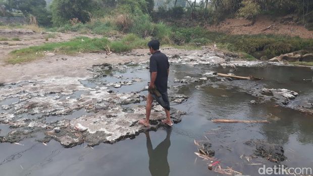 air terjun mini di pasuruan