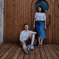 Uang adalah permasalahan dalam hubungan kami. Hari ini suamiku bilang uang merusak segalanya dan suatu hari aku harus memilih antara dia atau uang. Aku cinta suamiku tapi aku tidak siap menyerahkan kesenangan dan mimpiku, tulis Alexandra. Foto: Instagram @bredrassudki