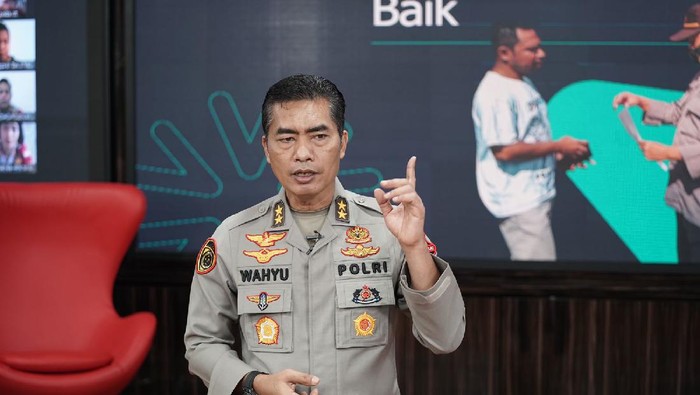 Asisten Kapolri Bidang SDM Irjen Wahyu Widada menjadi pembicara seminar program Polri Belajar