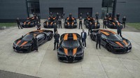 Sebanyak 8 dari 30 unit Bugatti Chiron Super Sport 300+ sudah selesai diproduksi. mobil paling kencang ini bakal dikirim ke rumah konsumen. Foto: Bugatti