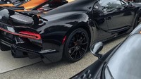 Selain mesin, Chiron Super Sport 300+ juga memerhatikan aspek aerodinamis, sehingga memungkinkannya melewati udara dengan stabilitas penuh di atas 420 km/jam. Terutama, bagian belakang Longtail hyper sports car, bodi memanjang hingga 25 sentimeter. Foto: Bugatti