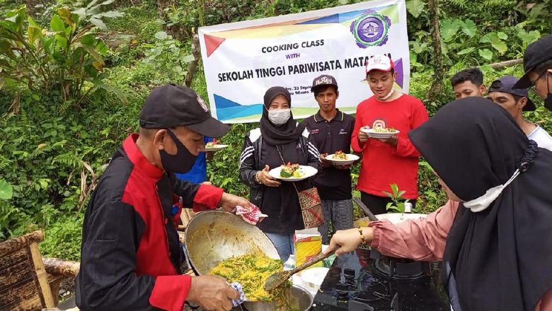 Cooking Class di Desa Tetebatu Cooking Class di Desa Tetebatu