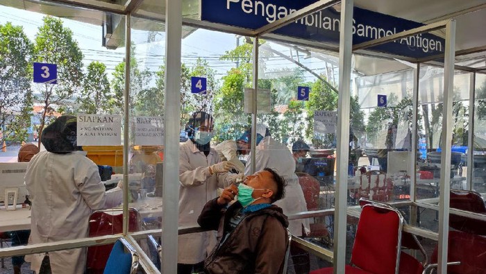 Harga Tes Antigen di Seluruh Stasiun Turun Jadi Rp 45 Ribu (Nahda Rizki-detikcom)