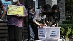 Aksi Damai di Kantor Darurat KPK