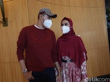 Habib Usman bin Yahya Lindungi dan Dukung Kartika Putri yang Kini Bercadar