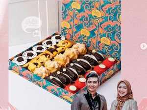 Lamar Ria Ricis, Teuku Ryan Bawa Hantaran Pempek hingga Kebab