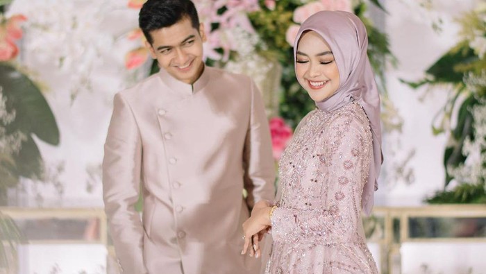 Lamaran Ria Ricis dan Teuku Ryan