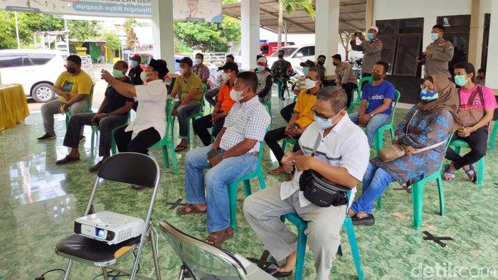 Ledakan bondet menewaskan dua orang dan menghancurkan dua rumah di Pasuruan, Sabtu (11/9). Kini polisi melakukan sosialisasi larangan dan bahaya penggunaan bondet, sebagai alat tangkap ikan.