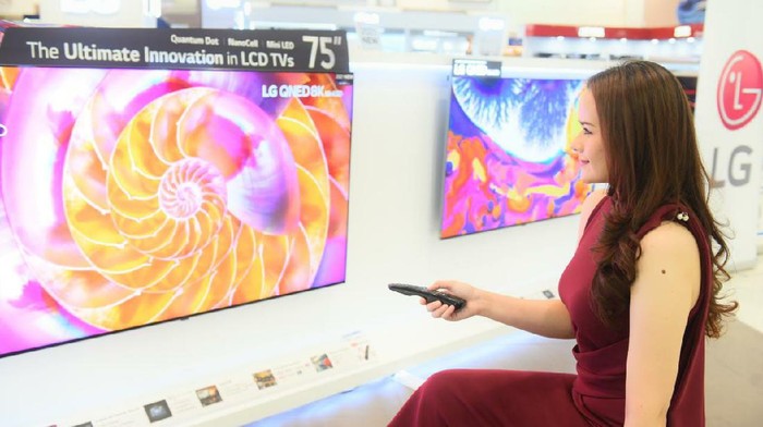 LG QNED Mini LED TV