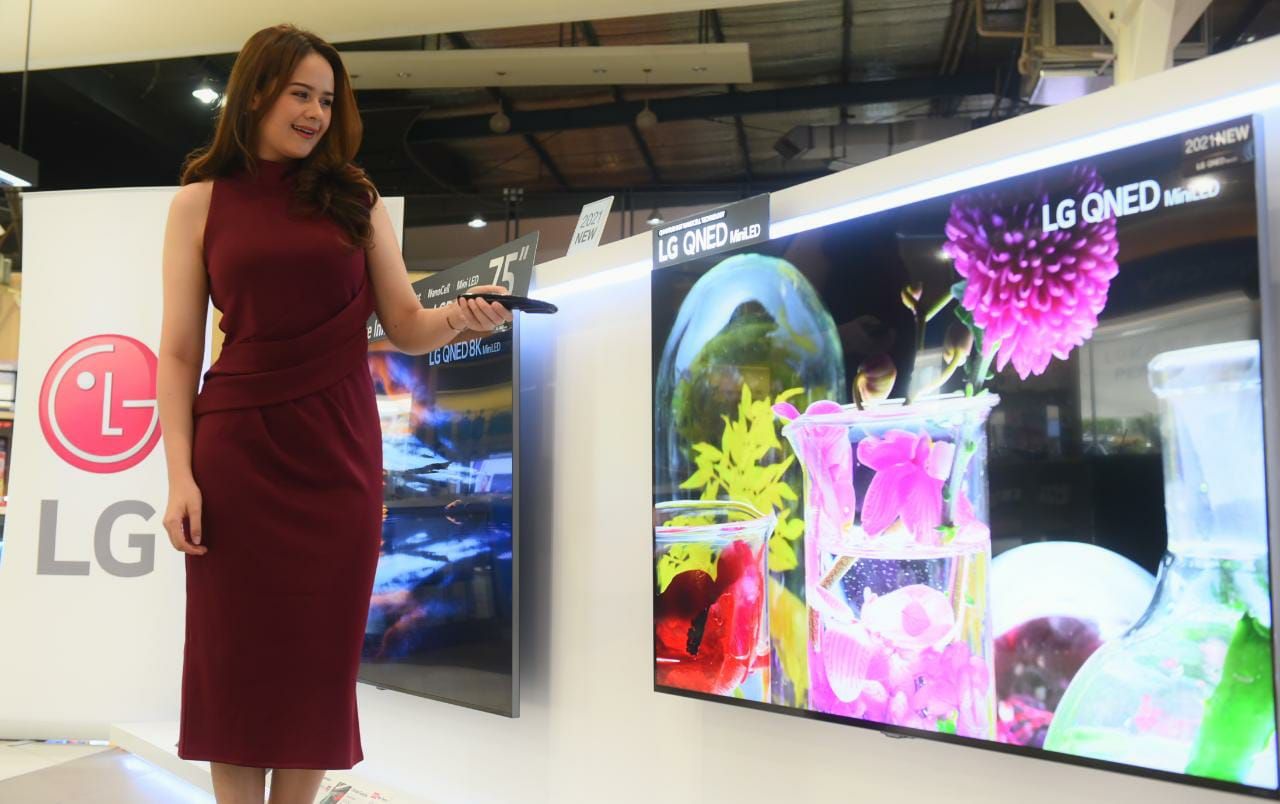 LG QNED Mini LED TV