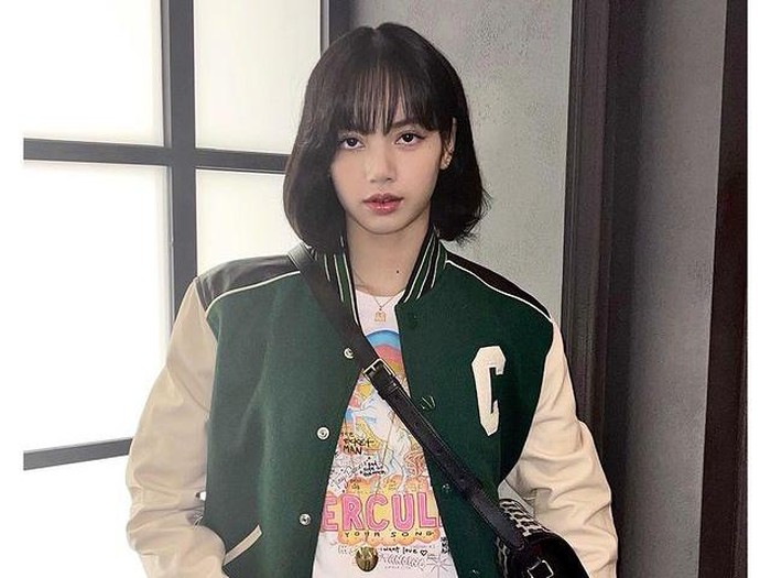 Lisa BLACKPINK