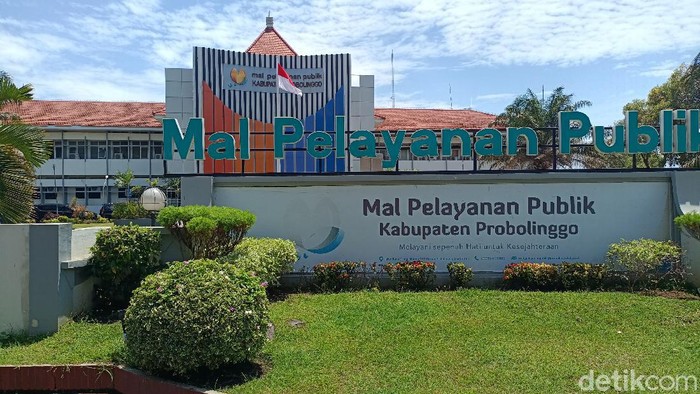 Kamis (23/9), KPK melakukan penggeledahan di kantor Dinas PUPR Pemkab Probolinggo. Kini giliran Mal Pelayanan Publik (MPP) yang digeledah.