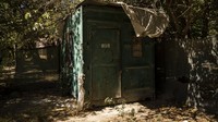 Khawatir alat musik akan dirusak Taliban, tak sedikit musisi yang kemudian menyimpan alat-alat musik mereka di tempat tersembunyi dan menguncinya. Hal itu terlihat di kawasan Institut Musik Nasional Afghanistan, sebuah kontainer yang berisi beragam alat musik tampak terkunci di teras institut tersebut.
