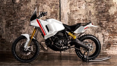New Ducati Desert X Tantang Honda Africa Twin