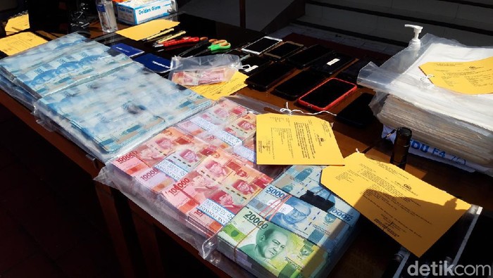 Para tersangka produsen uang palsu di Boyolali