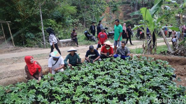perempuan tani HKTI Jatim