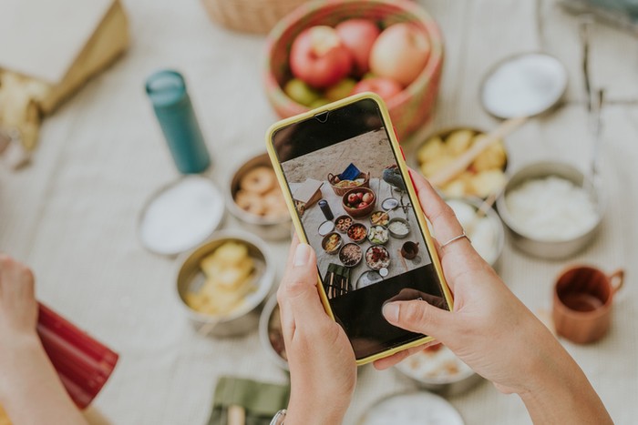 Waduh! Selebgram Ini Minta Piknik Gratis Dibayar Pakai Unggahan Medsosnya