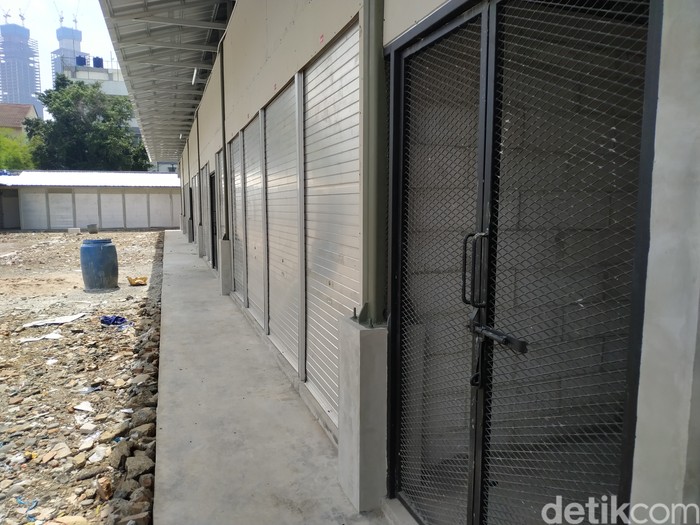 Tempat penampungan sementara pascakebakaran Pasar Kambing atau Pasar Lontar di Tanah Abang, 24 September 2021. (Athika Rahma/detikcom)
