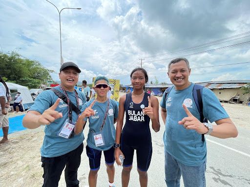 Triathlon dalam Pekan Olahraga Nasional (PON) XX di Papua.