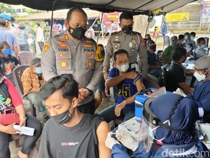 Setelah Divaksin, Tunawisma di Kota Kediri Dapat Sembako