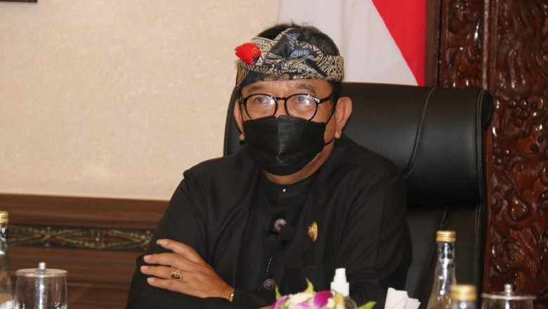 Wakil Gubernur Bali Tjokorda Oka Artha Ardhana Sukawati/Cok Ace Wakil Gubernur Bali Tjokorda Oka Artha Ardhana Sukawati/Cok Ace