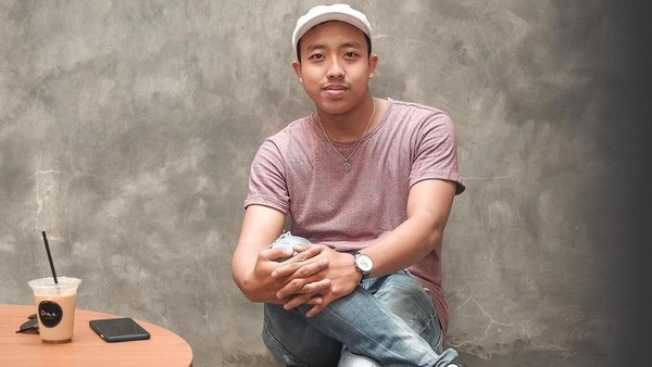 Berpolemik dengan Warkop, Ini Dia Sosok Alfin Warkopi yang Doyan Ngopi